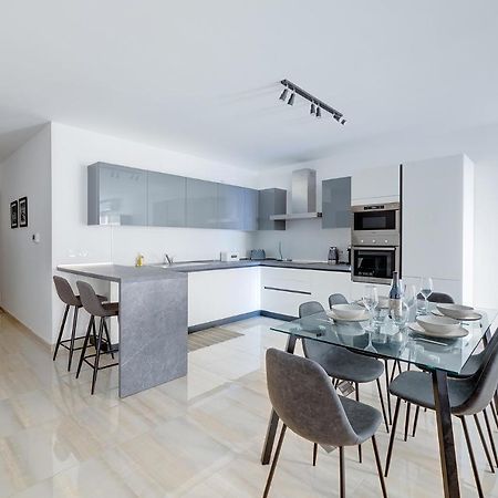 Chic 2Br Apartment, Ideal Location Ta Xbiex Ngoại thất bức ảnh
