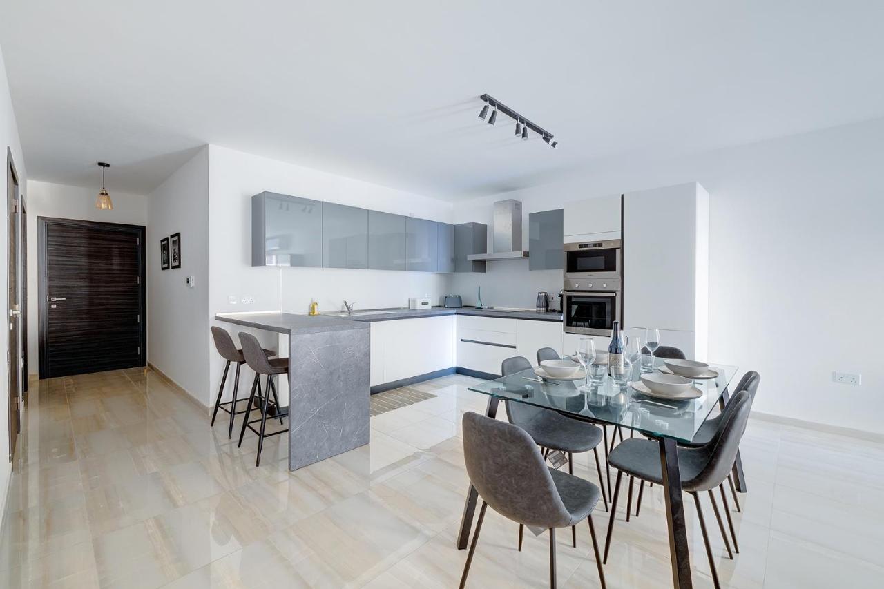 Chic 2Br Apartment, Ideal Location Ta Xbiex Ngoại thất bức ảnh