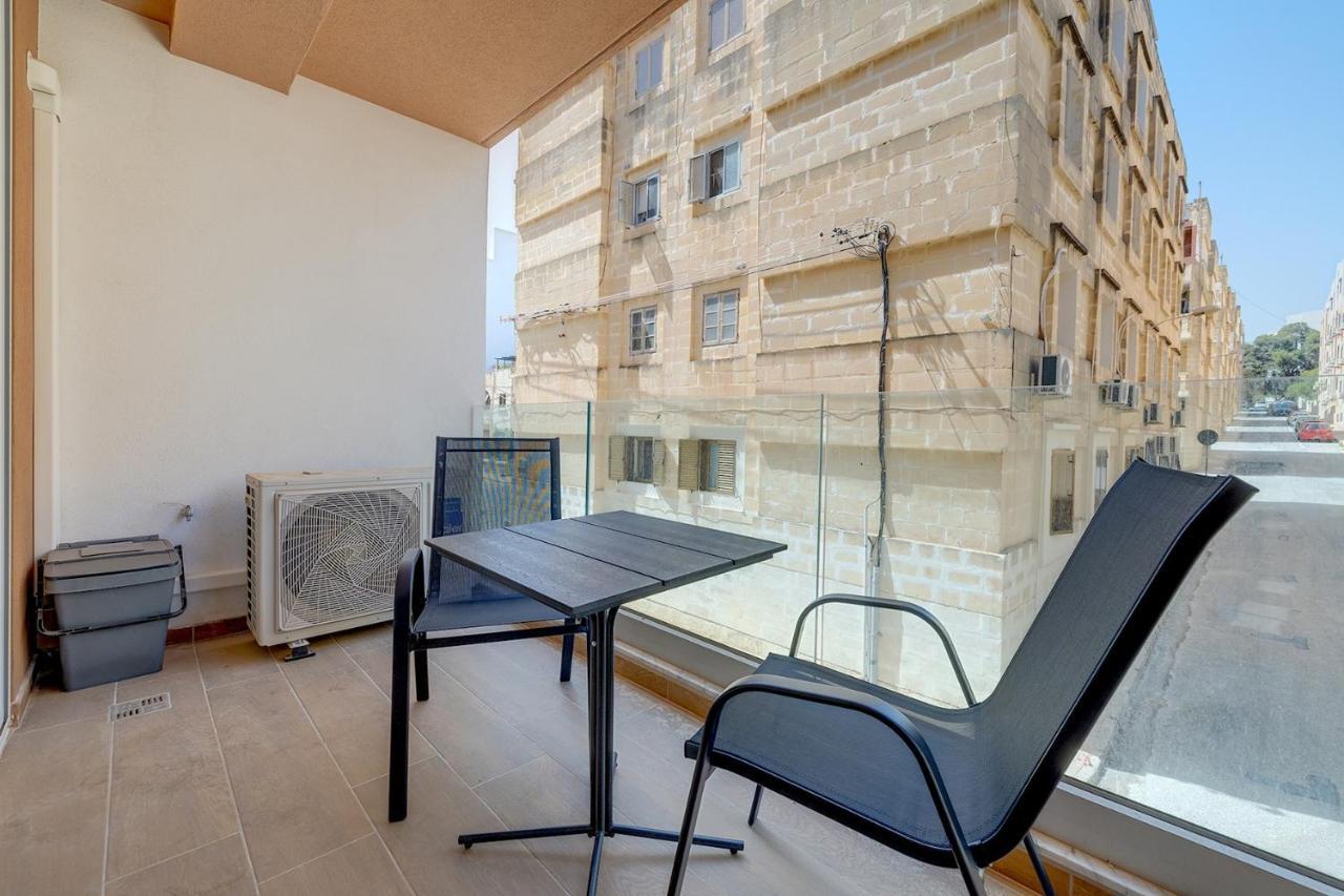 Chic 2Br Apartment, Ideal Location Ta Xbiex Ngoại thất bức ảnh